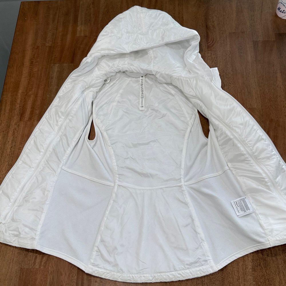 Lululemon White Quilted Hooded Vest - Picture 6 of 9